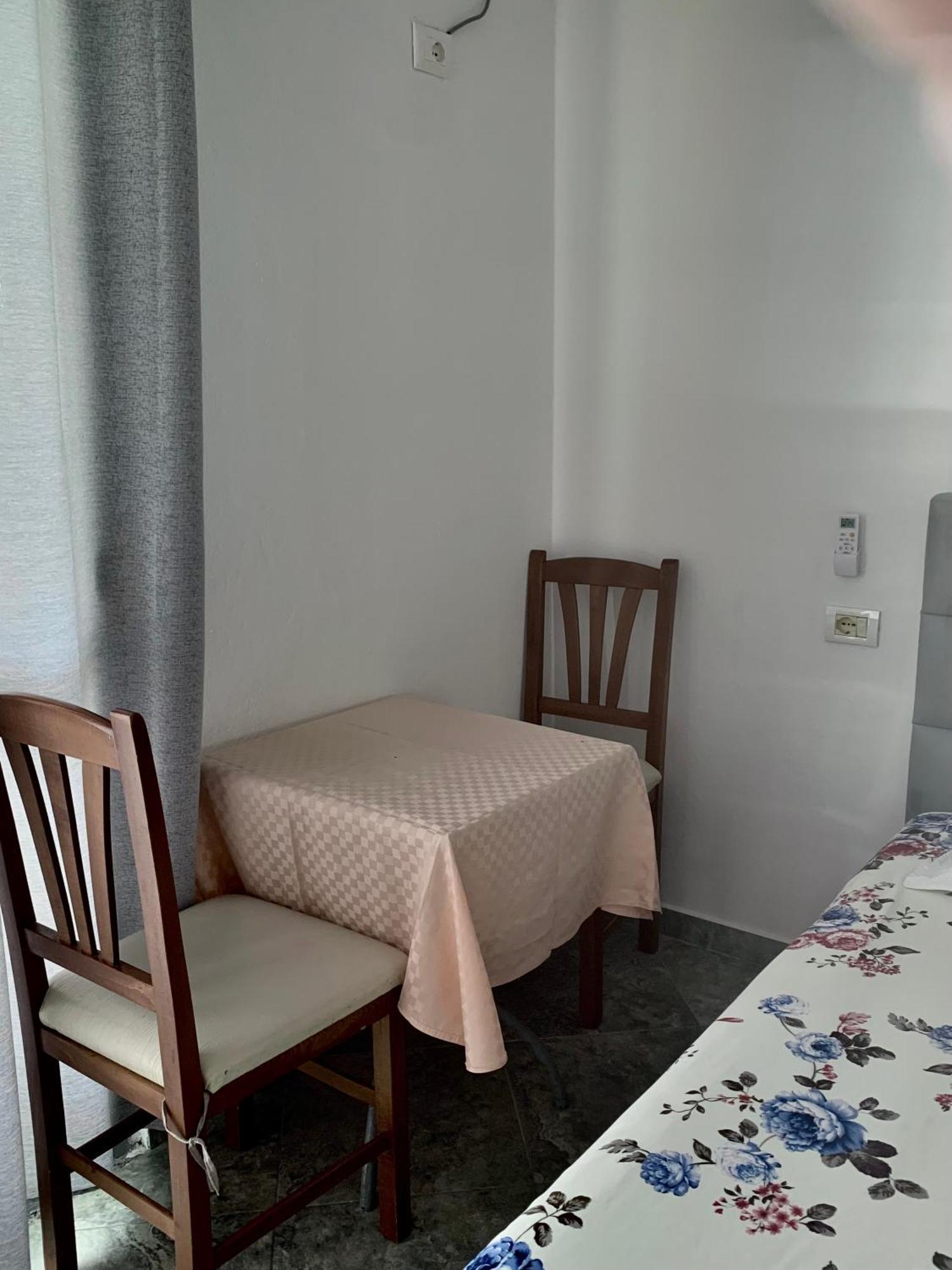 Serenade Beach Durrës Buitenkant foto