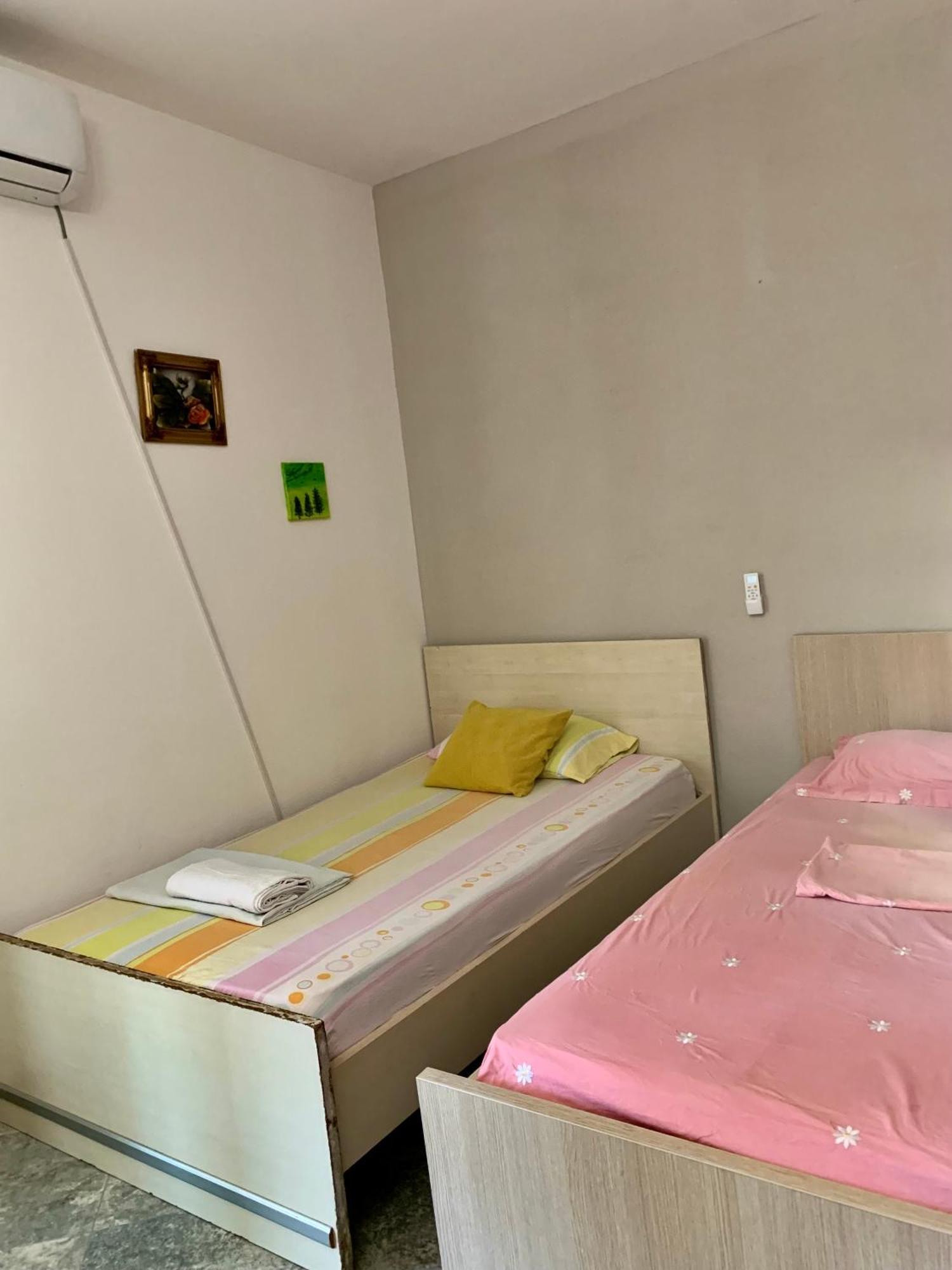 Serenade Beach Durrës Kamer foto